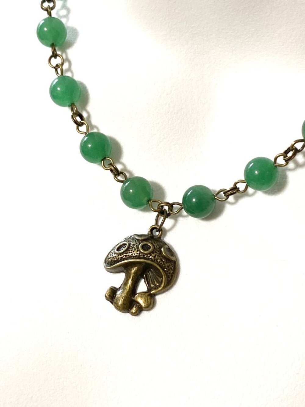 Natural Green Chalcedony Short Necklace, Gemstone & Bronze Round Mushroom